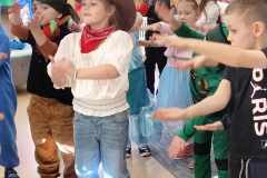 received_1782581042278790-Copy
